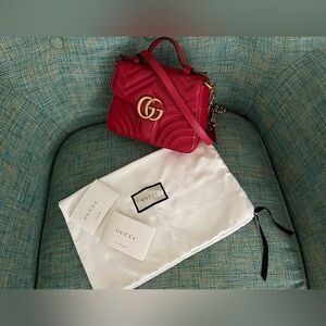 ❗️SOLD❗️Gucci Marmont mini top handle bag